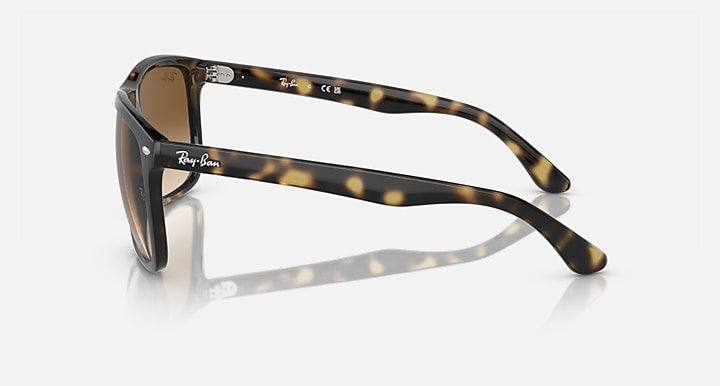 Ray-Ban Boyfriend Two 0RB4547 Sunglasses